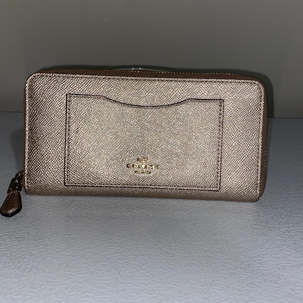 Coach rose gold wallet